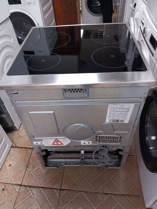 Иноксова свободно стояща печка с индукционни котлони SIEMENS  Гаранция