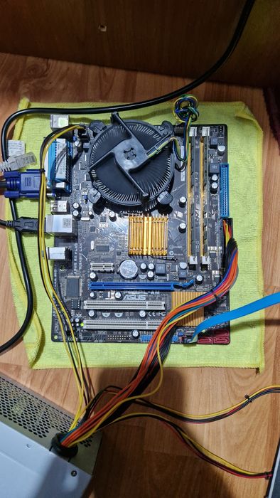 Lot 3 placi de baza soket 775