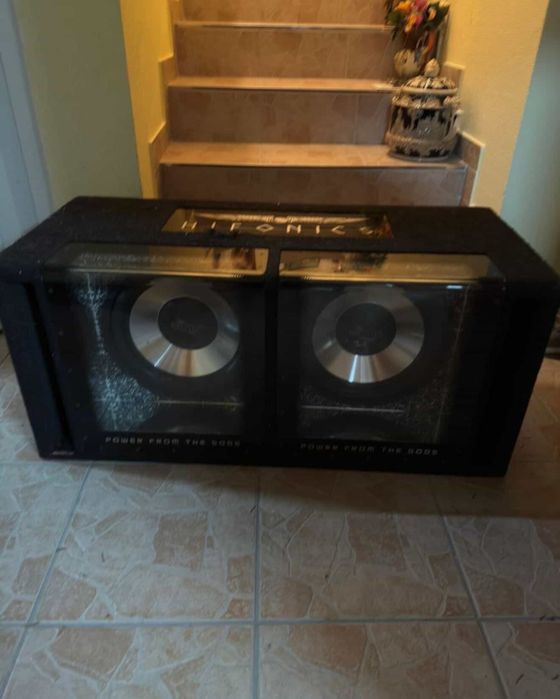Vând//Schimb cu diverse Subwoofer Auto+Statie