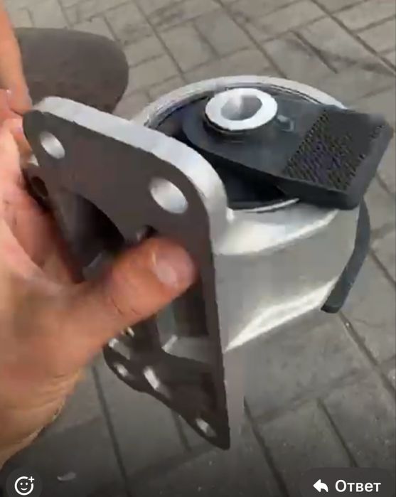 Подушка двигателя камри 70