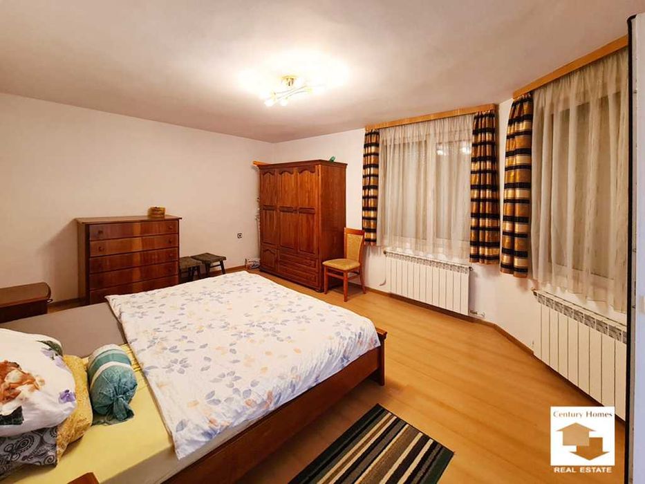 Продава се Тристаен апартамент в Горна Оряховица - 124 кв.м за 1246 €/кв.м - Снимка #9