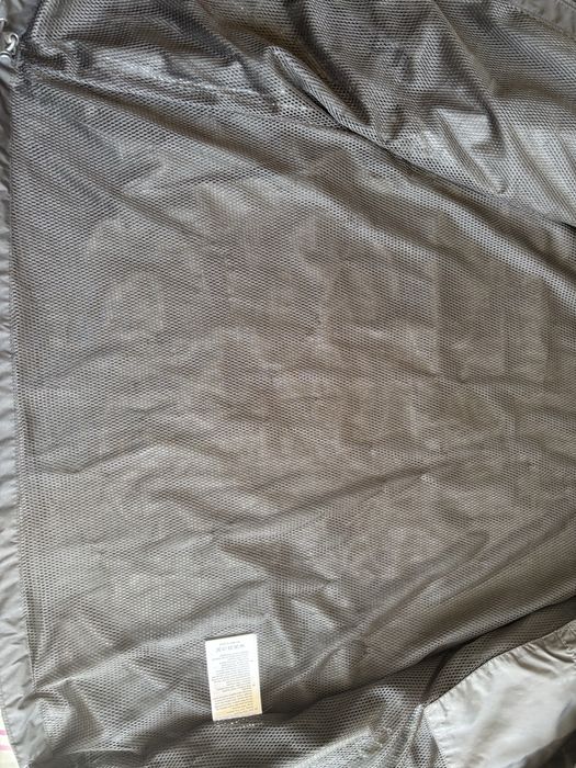 Дамска ветровка на Helly Hansen