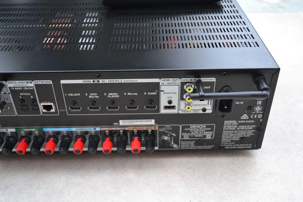 Amplificator Denon AVR X 1300 W cu  telecomanda originala Bluetooth