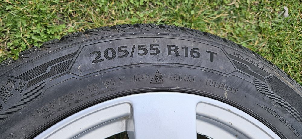Set jante aliaj plus anvelope iarnă Barum Polaris 5, 205/55/R16, Skoda