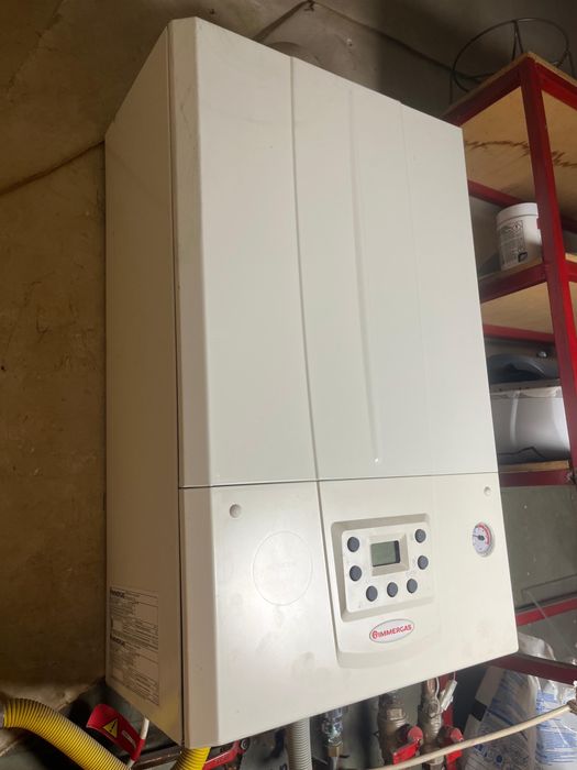 Centrala termica pe gaz IMMERGAS