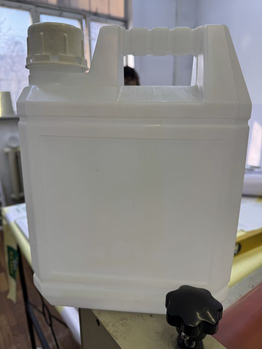 Бесплатно плпастиковые канистры