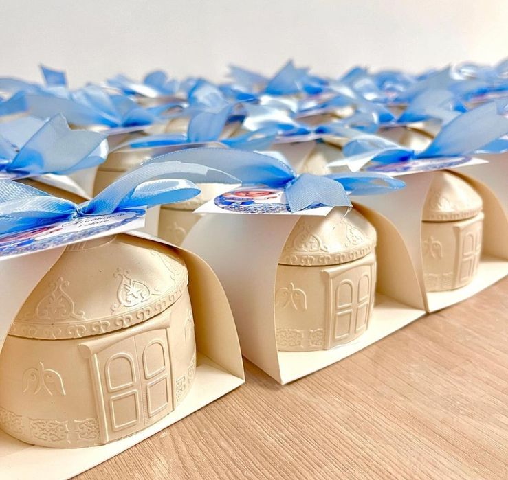 Тойбастар из гипса