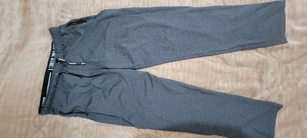 Костюм спортивный