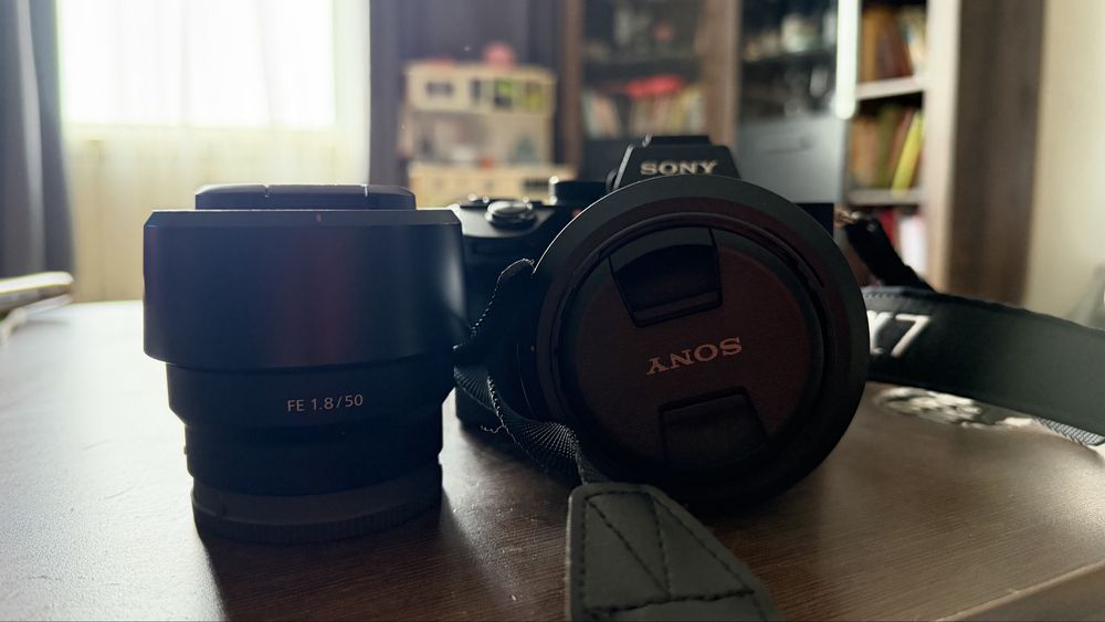Sonny a7 iii с китов обектив 28-70мм