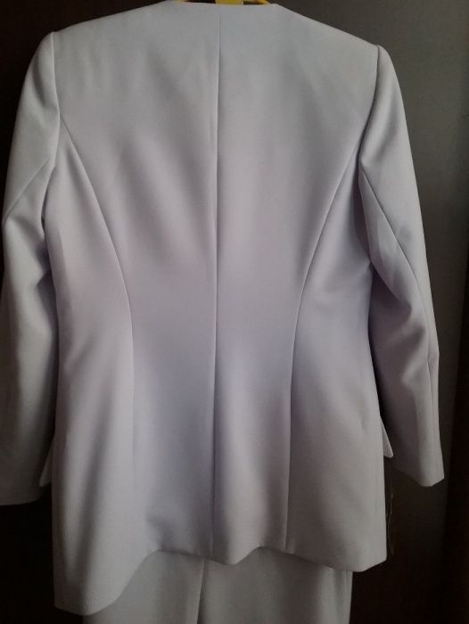 Costum de dama , marimea 42 nou