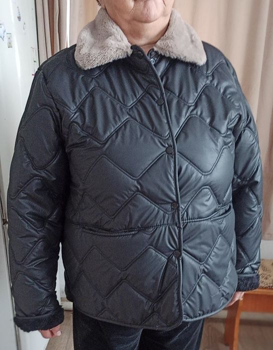 Димесизон куртка классная