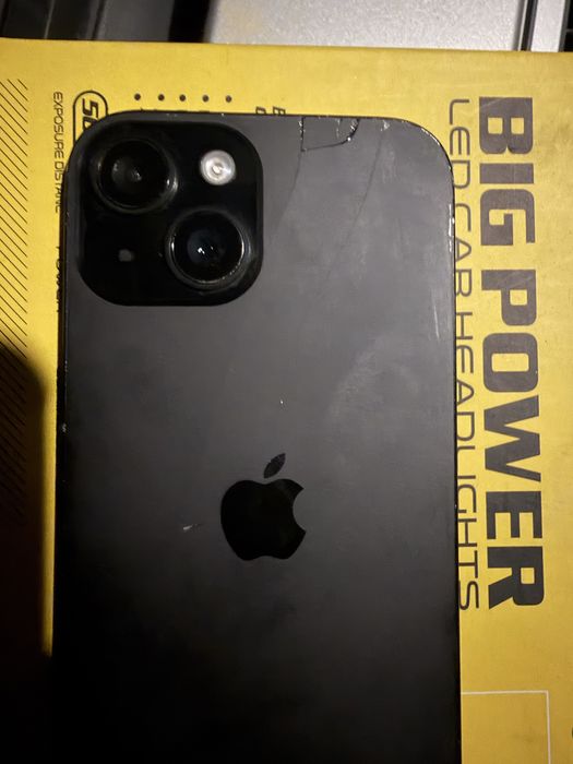 iPhone 15 128GB black спукън гръб