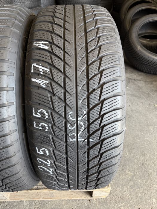 4 anvelope iarna 225/55/17 , Bridgestone , RunFlat , 6.5 mm