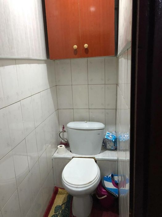 Навоий шахрида 2 хонали Уй сотилади манзил: Низомий 2