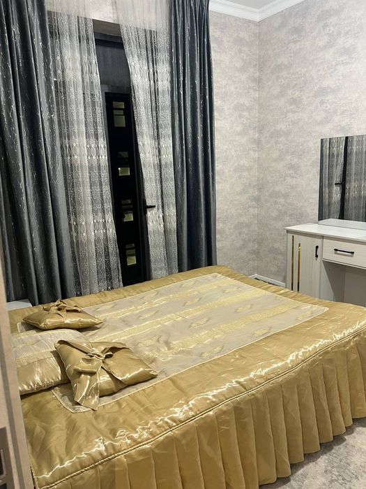 Мирзо Улугбек район ЭКО бозор 3 комната квартира в аренду