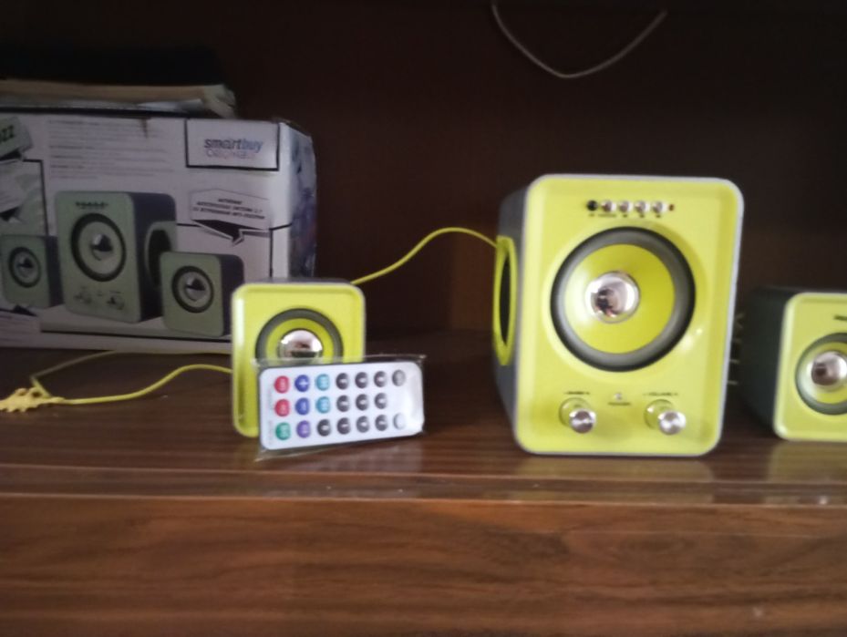 Продам колонки смартбиу