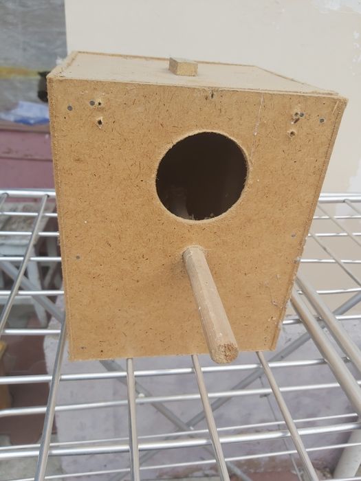 Продам домик для попугаев