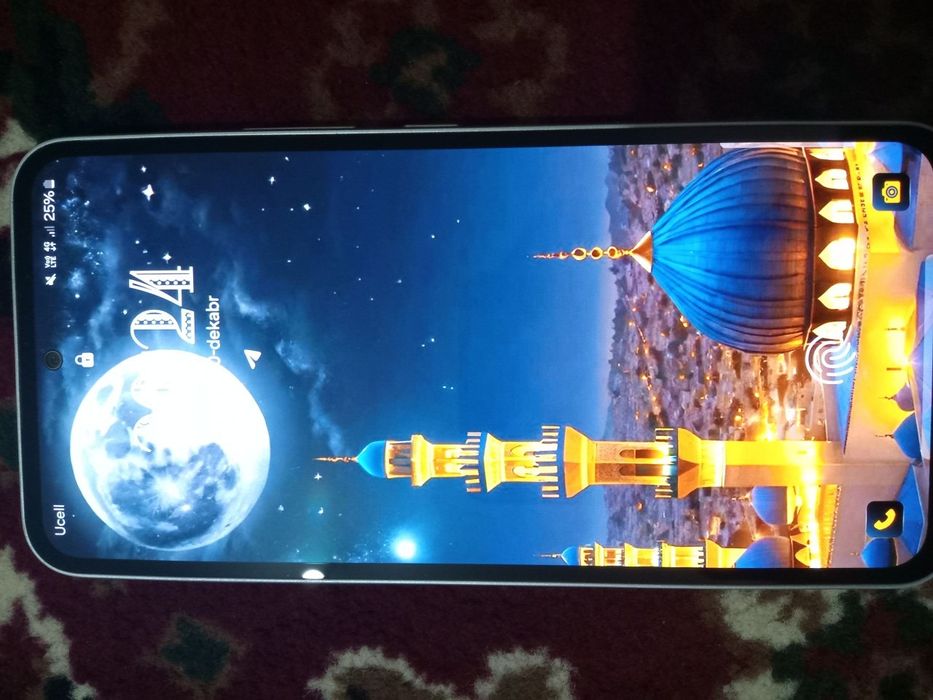 Samsung telefon sotiladi