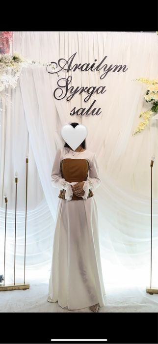 Продам комплект на сырга салу