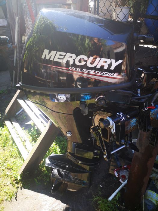 Извън бордов двигател MERCURY 9.9