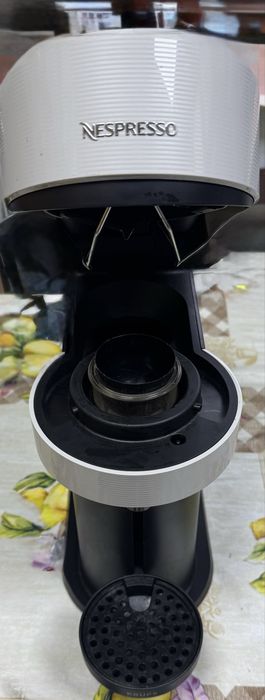 Кафемашина NESPRESSO Vertuo Next