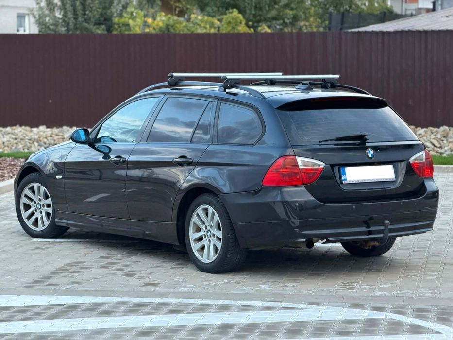BMW Seria 3 320D - An 2008 Piele/Navigatie - Foarte întretinut