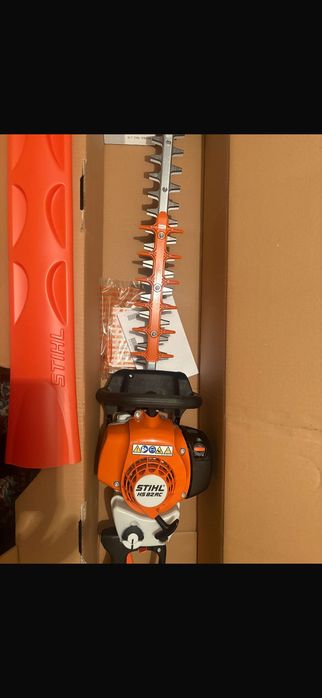 Foarfeca,Trimmer gard viu STIHL HS 82 RC