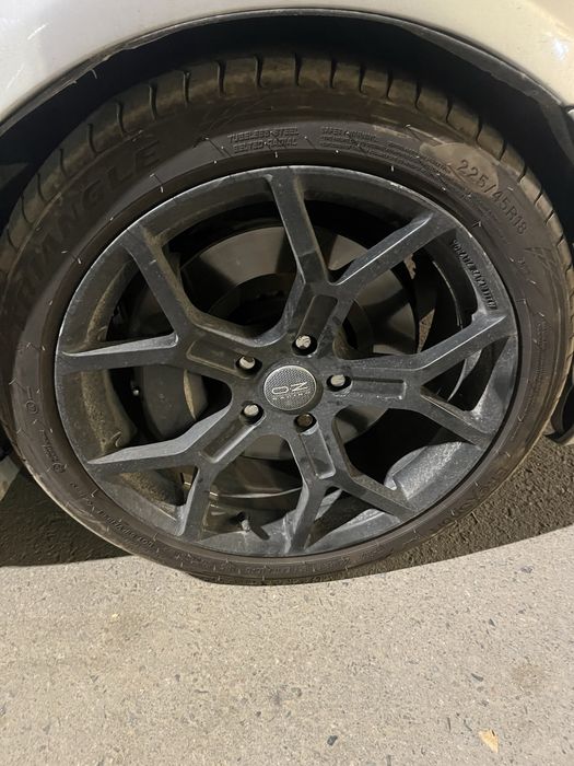Титантки r18.