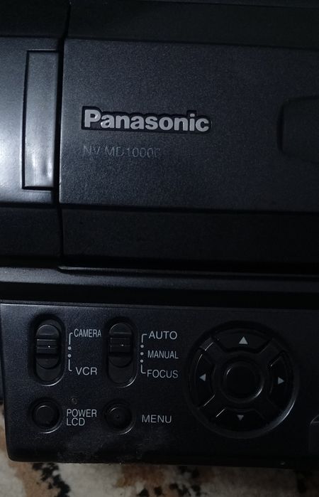 Panasonic NV-MD10000 Professional 3CCD  Videokamera (Made in Japan)