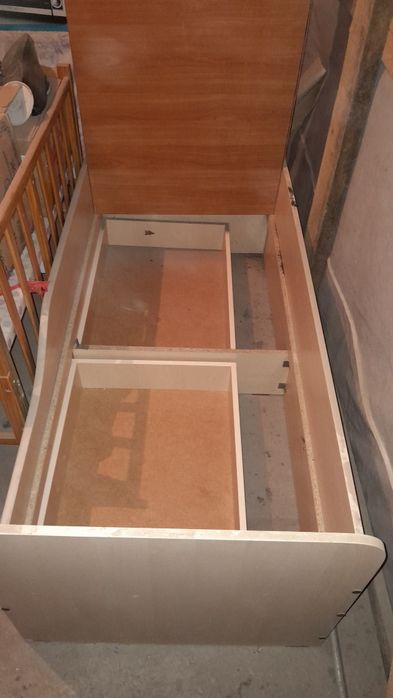 Детская кровать с шкафом