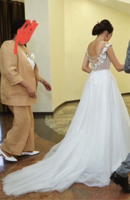 Свадебное платье