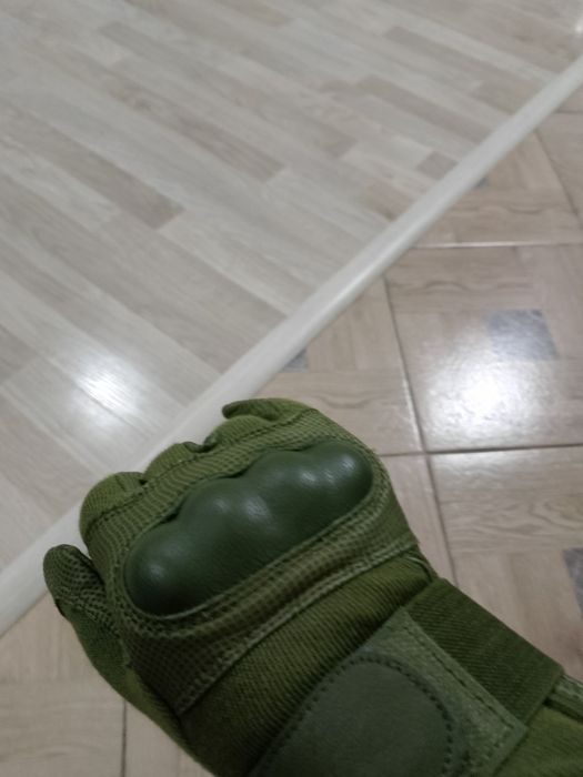 Mănuși tactice noi