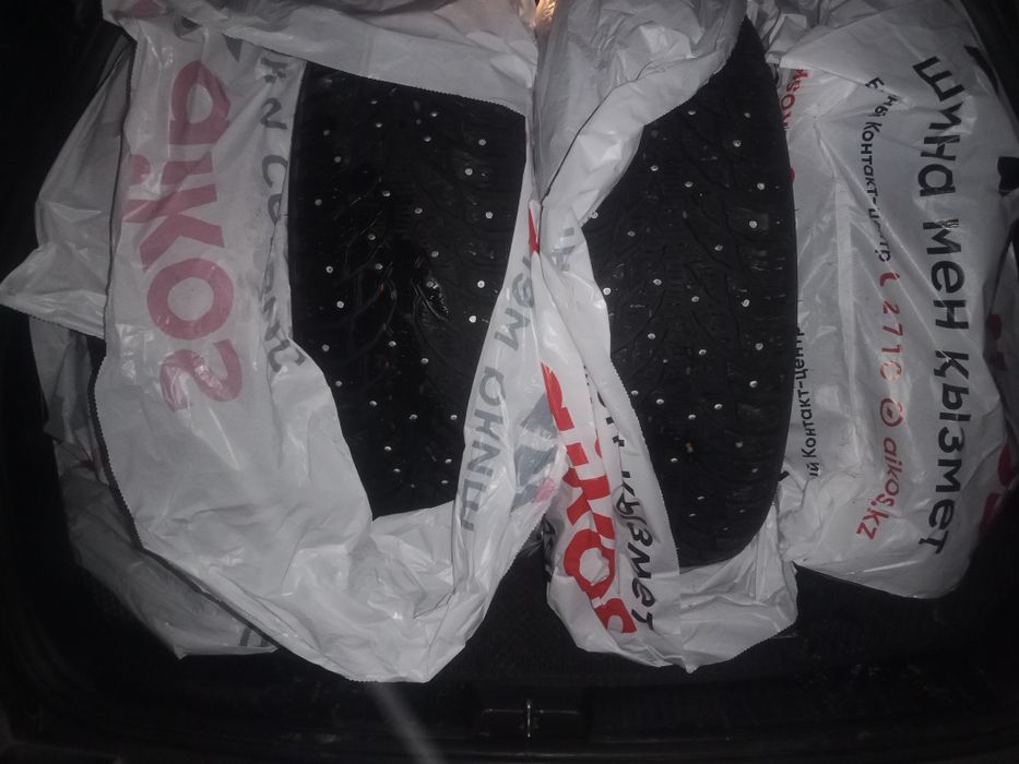 Продам Покрышки.