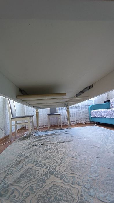 Стол деревянный срочно