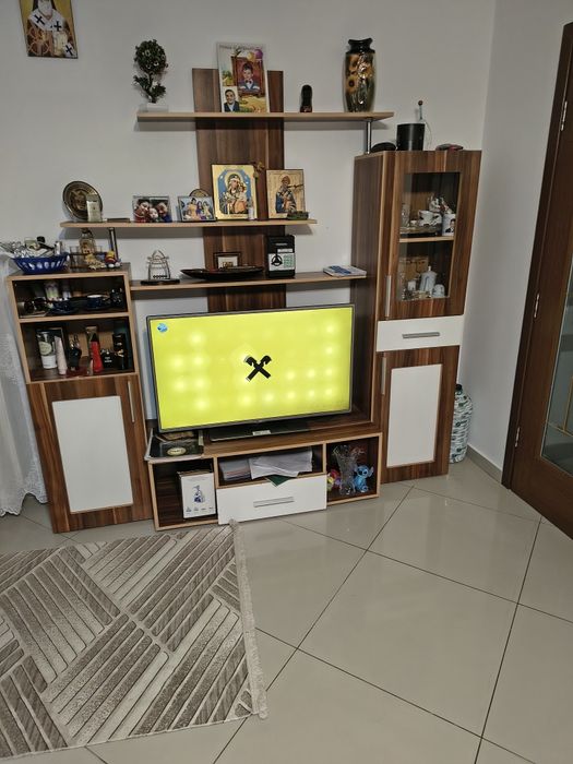 Mobila Șifonier 2 usci    si mobila sufragerie