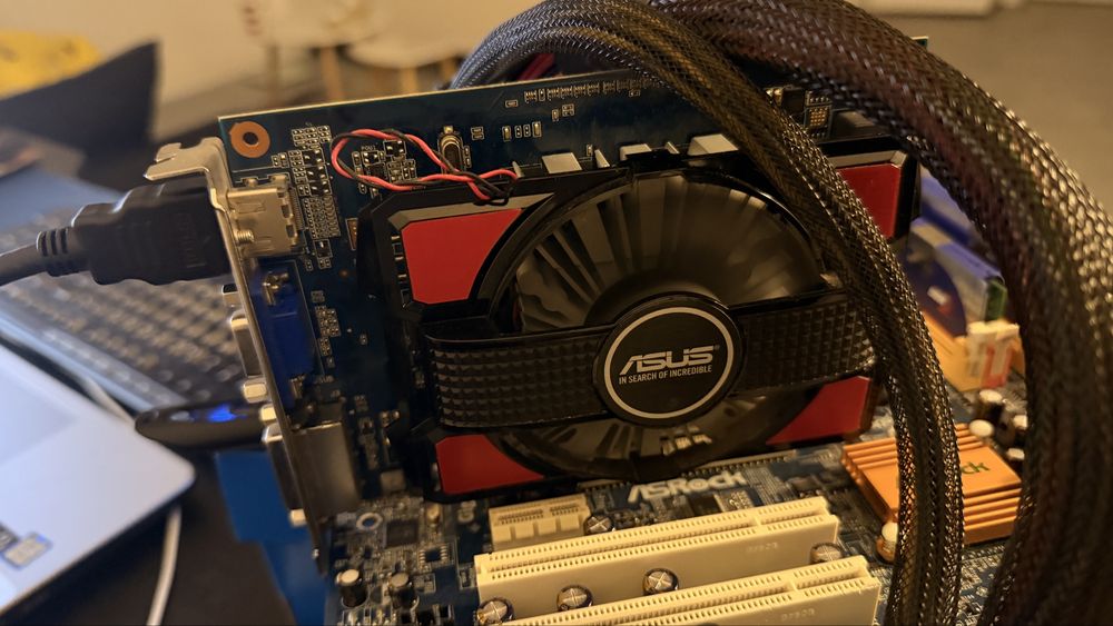 Placa Video nVidia GT 730 4GB