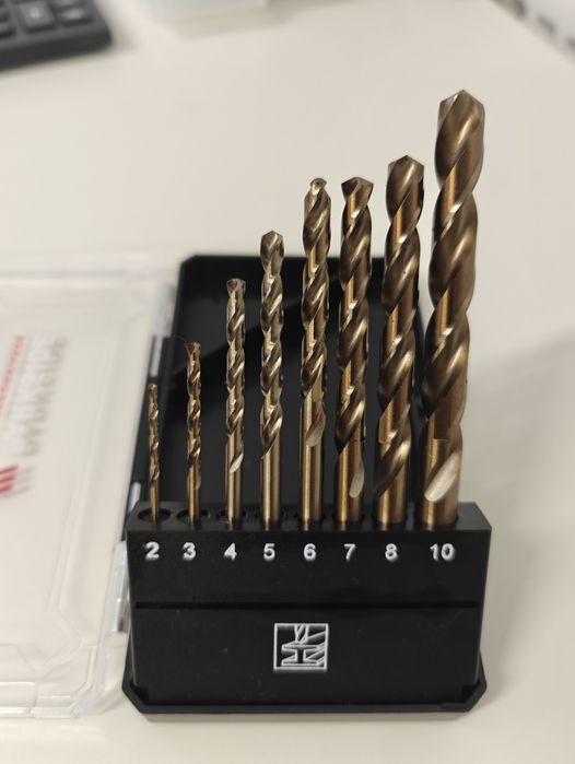 Set 8 burghie metal cu tija hexagonală Parkside performance