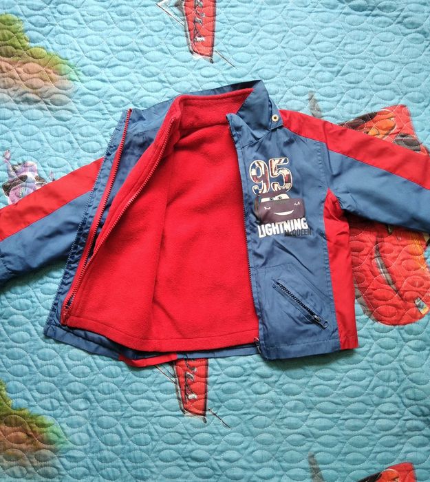 Курточка осенне весенняя на 2-4 года Disney, США