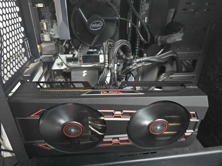 Placă video Sapphire Pulse Radeon RX Vega 56, 8GB, 2048-bit