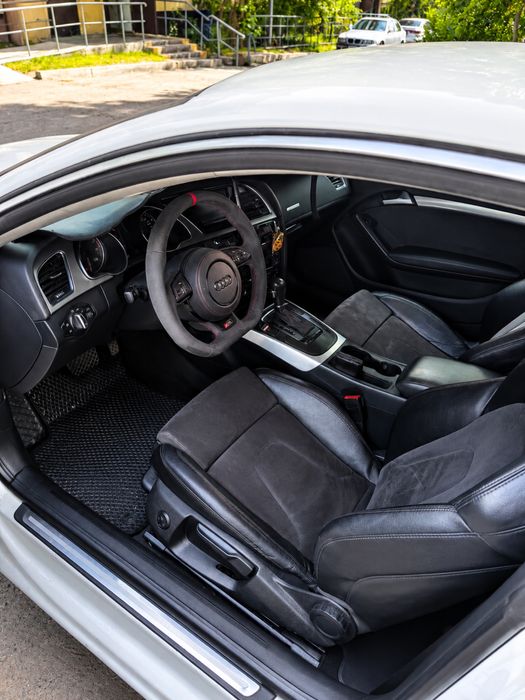 Audi A5 Coupe 2011г