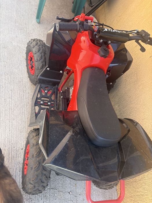 Atv pt copii pe benzina 49 cmc.
