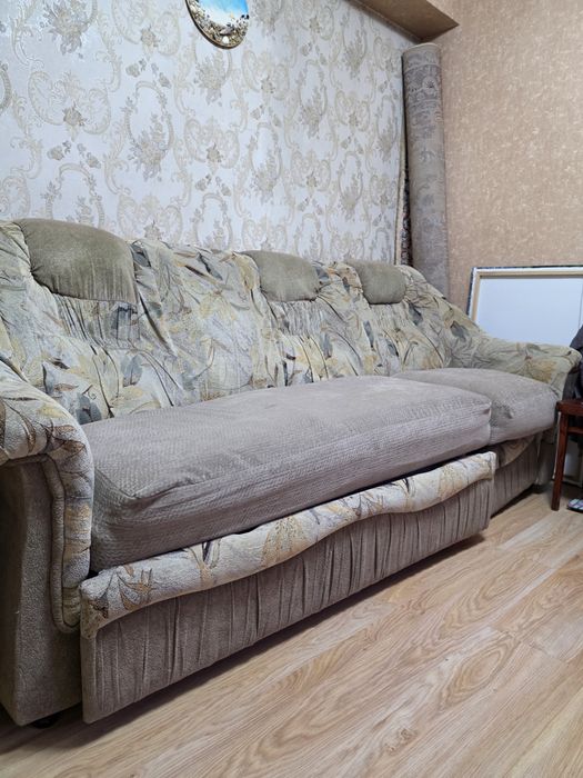 Продам диван и кресло