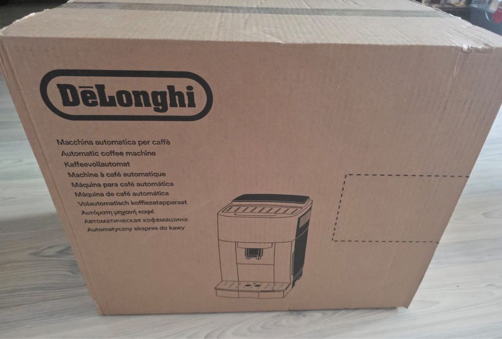 Espressor automat De'Longhi Magnifica S ECAM 11.112.B