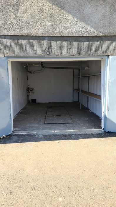 De vânzare garaj sub bloc bul 1848(Danbul pietros)