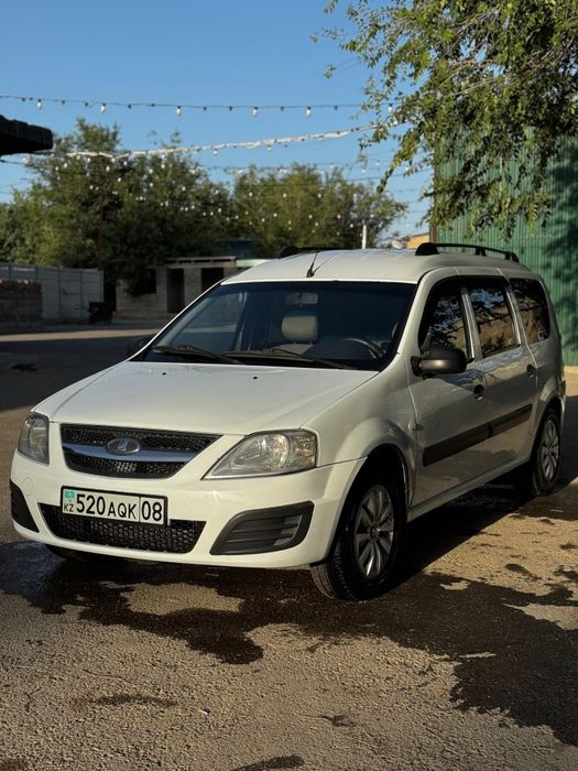 Лада Ларгус 2015