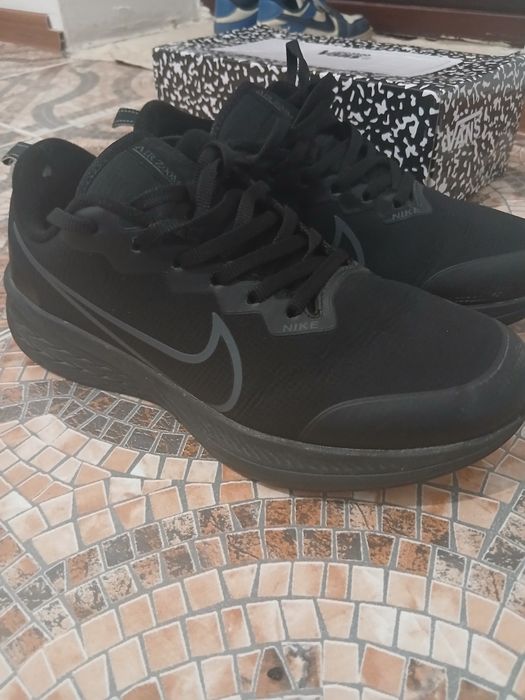 Air zoom 42 размер маламеркі