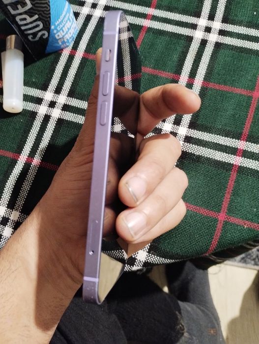 Iphone 12 чист лилав