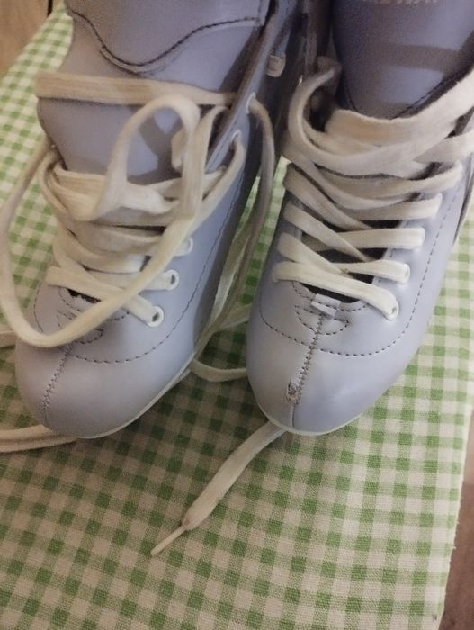 Коньки, фирменные