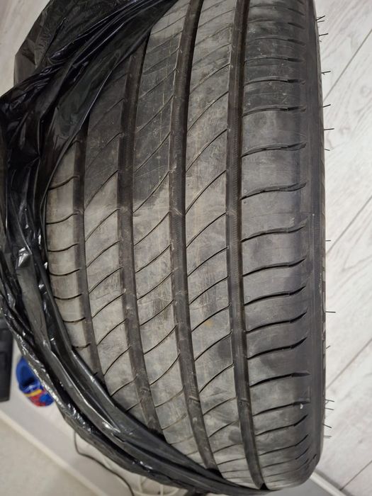 Продам мишлен 4 шт