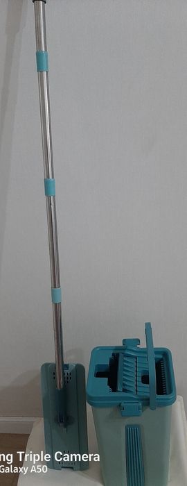 Ведро  со  шваброй